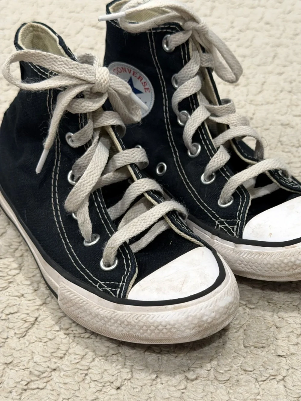 Kids High Top Converse Sneakers Size 12.5